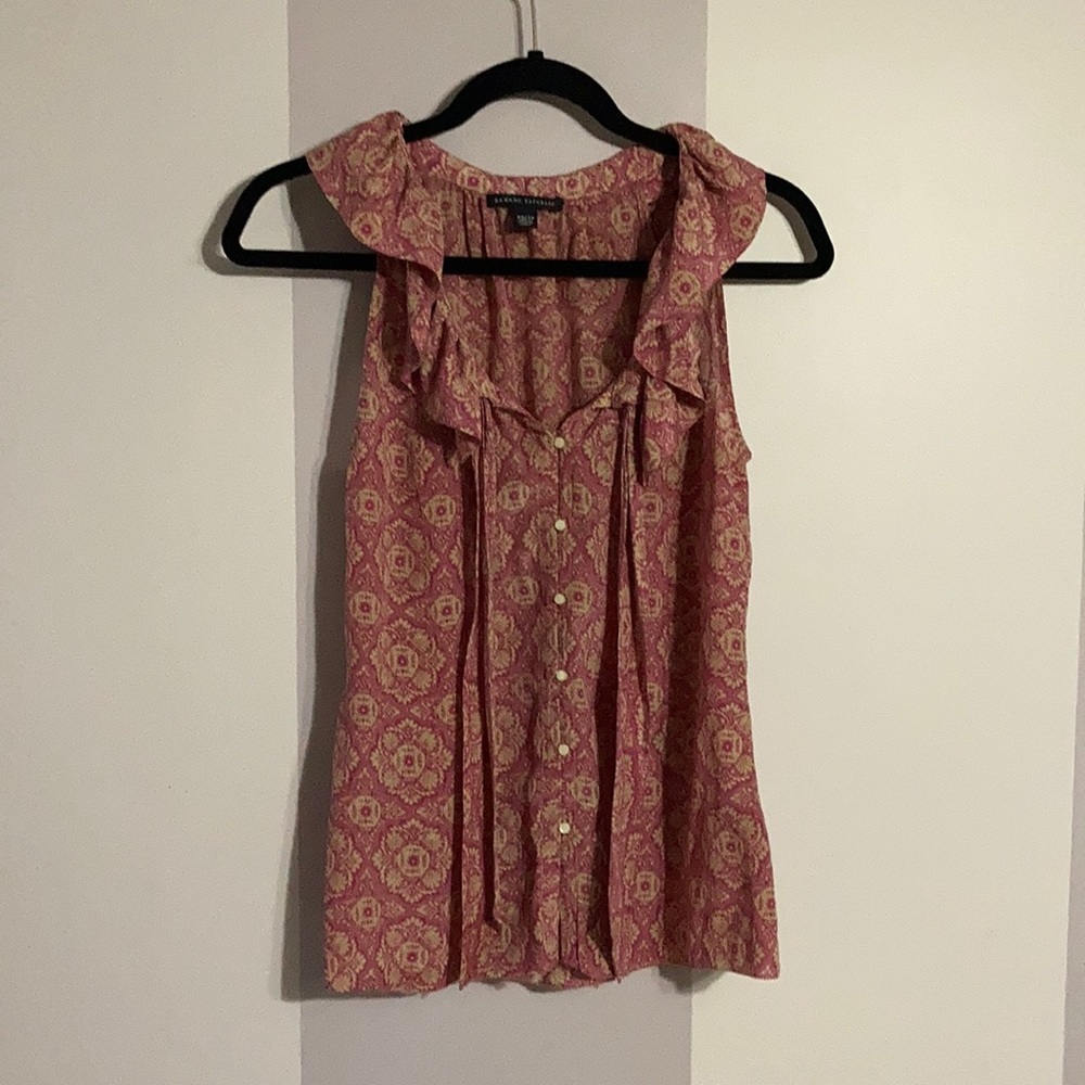 Banana Republic 100% silk pink blouse size XS